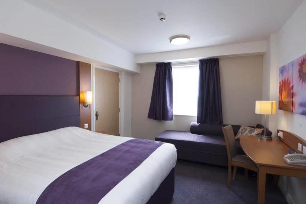 Premier Inn South Mimms/Potters Bar 外观 照片
